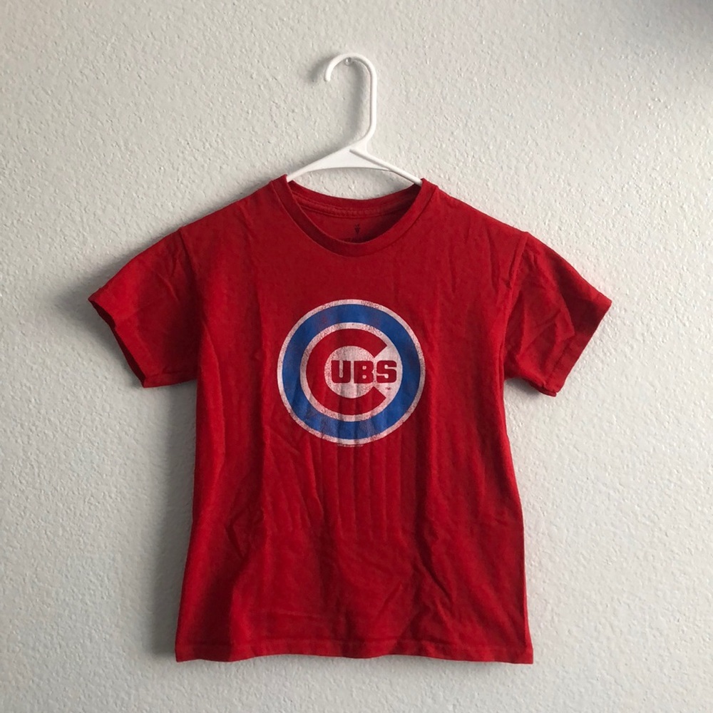 Red Chicago Cubs T-Shirt